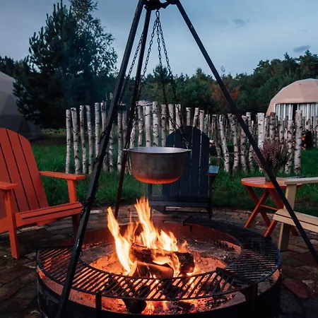 Amalia Glamp Luxe tent Wierzchoslaw